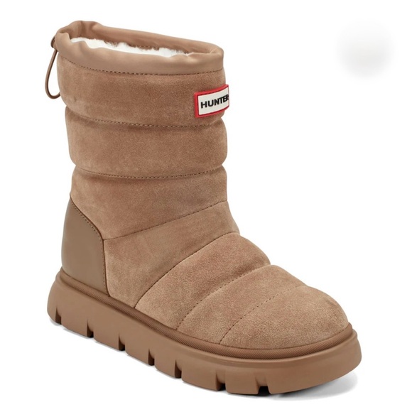 Hunter Shoes - Women's Maribel Lug Sole Insulated Waterproof Snow Booties Medium Natural size 8